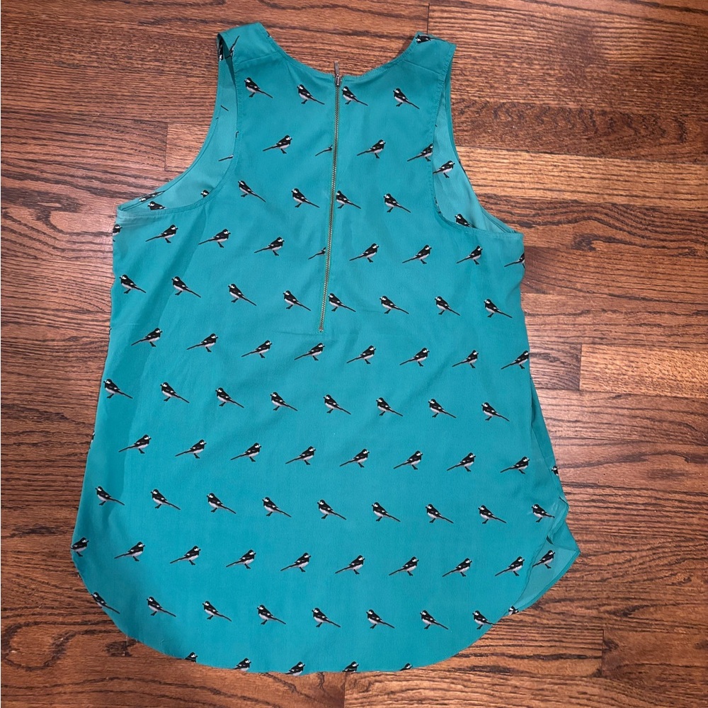 BANANA REPUBLIC Teal Sleeveless Bird Print Women's Top - Picture 2 of 4